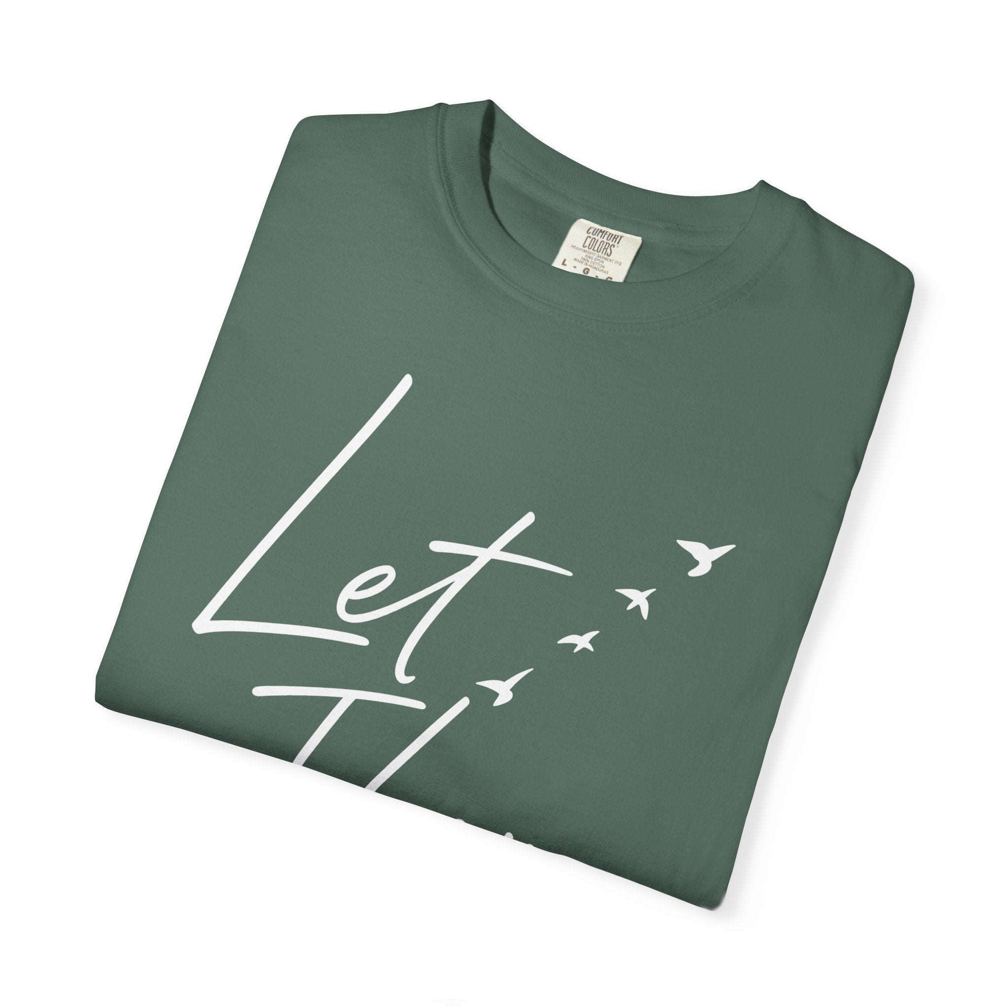 “Let Them” Signature Tee (White Script)
