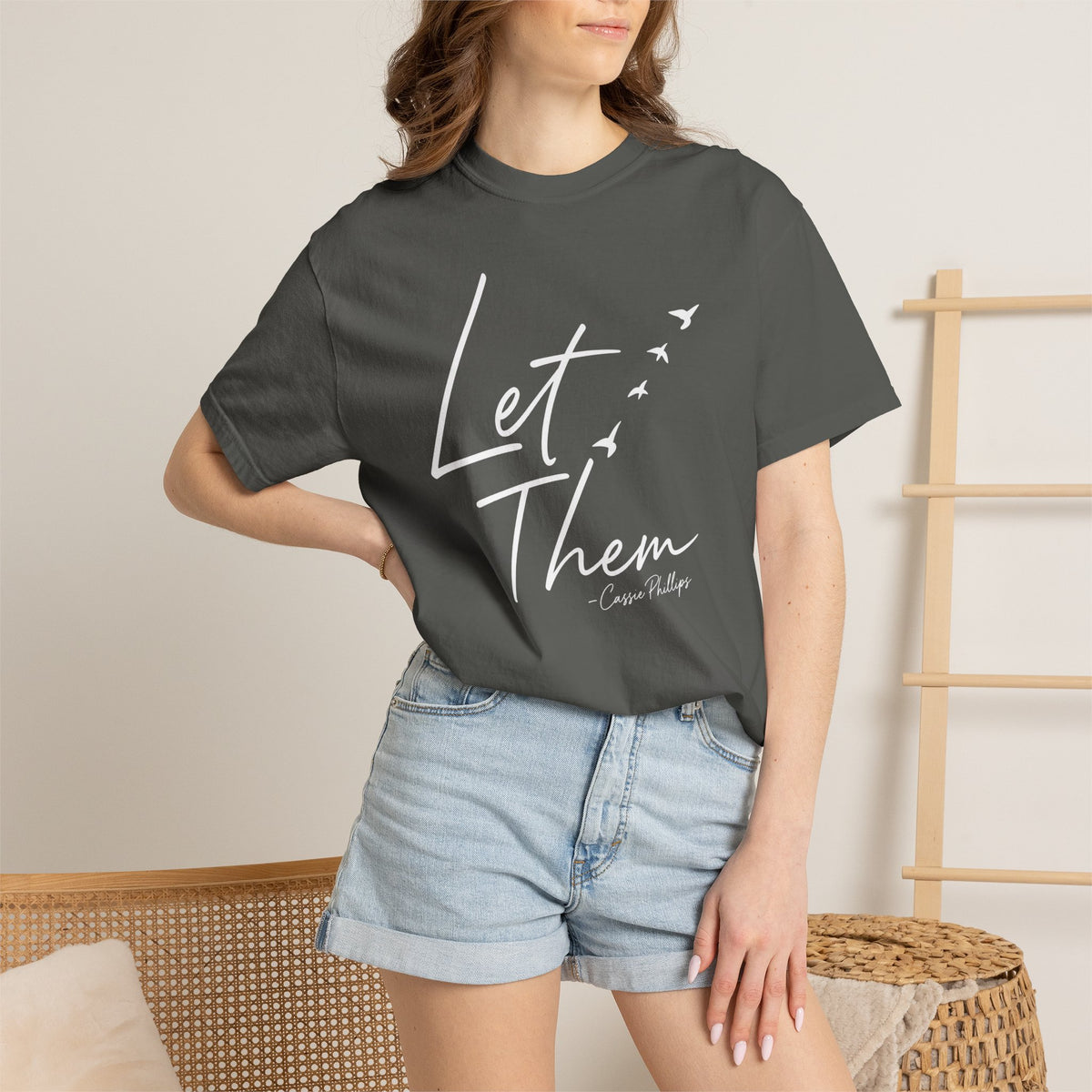 “Let Them” Signature Tee (White Script)